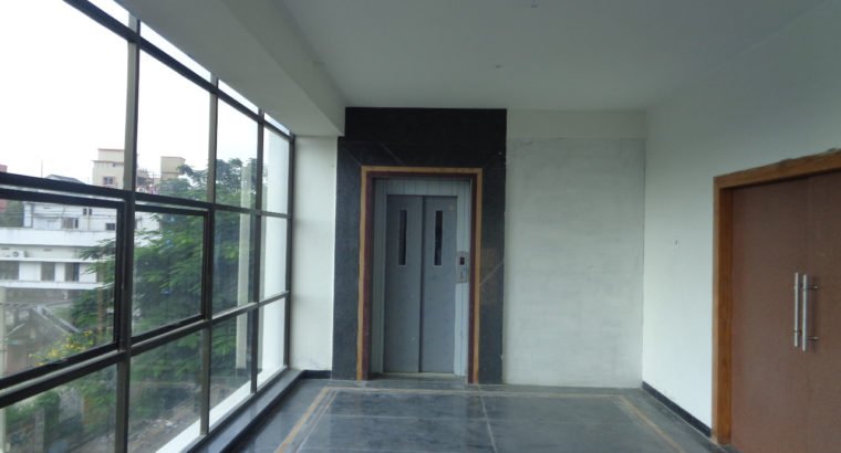 G +4 Commercial Building for Rent near Rama Mahal Centre, Eluru