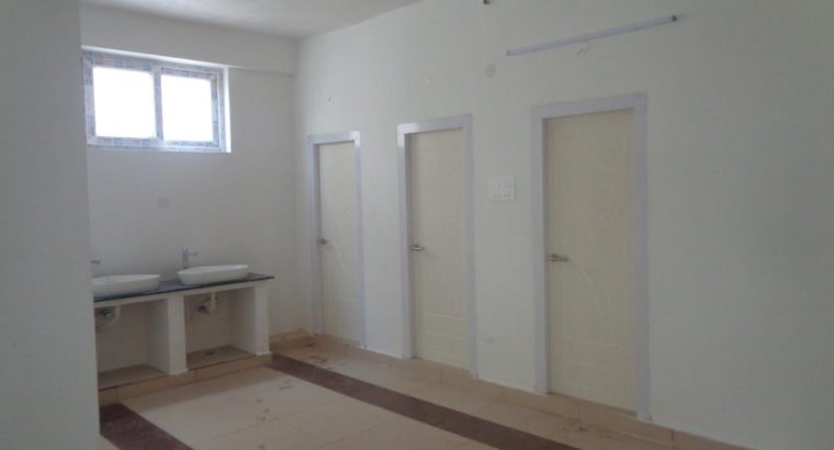 G +4 Commercial Building for Rent near Rama Mahal Centre, Eluru