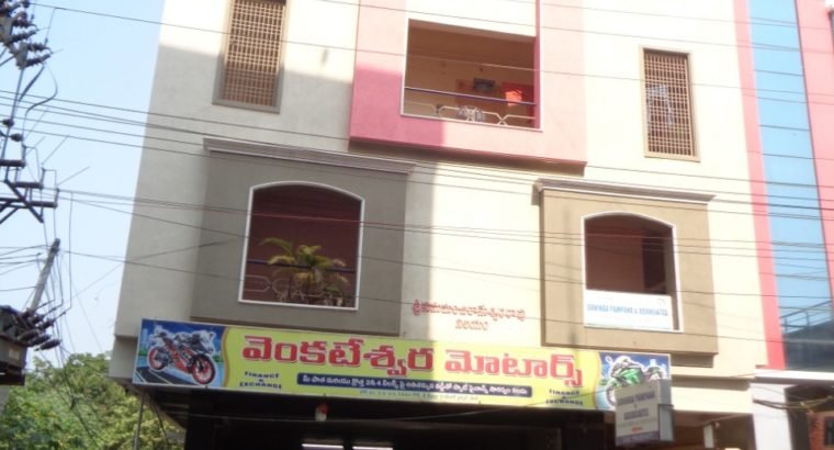 2BHK Flat for rent at Cinema Road, Tuni