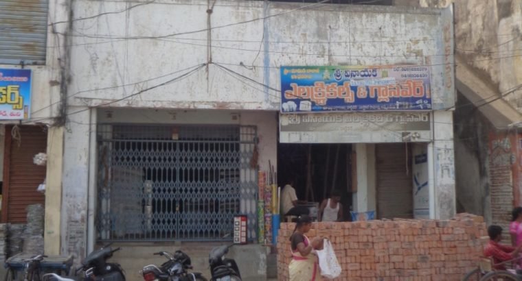 G+1 Commercial Space for Rent Tuni Market Road, East Godavari.