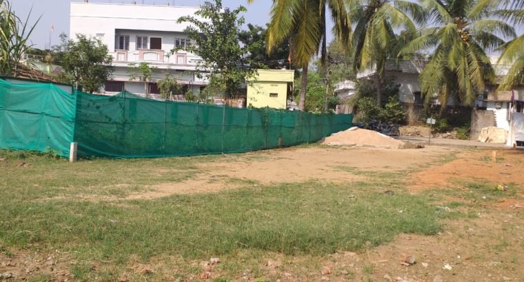 Commercial or Residential Site For Sale at Vinayaka Temple, Nadakuduru.