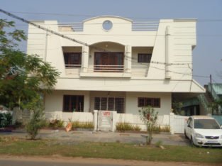 Office Purpose Or Guest House for Rent at NFCL Road, Kakinada