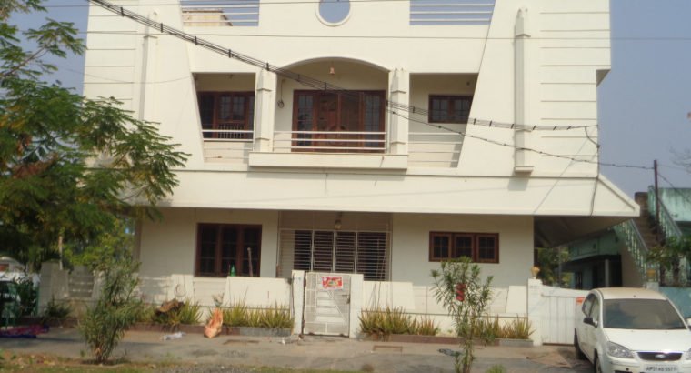 Office Purpose Or Guest House for Rent at NFCL Road, Kakinada