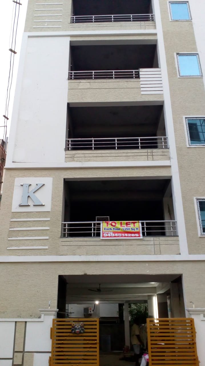 G +4 Commercial Building For Rent at Rathnammba Street, Vijayawada
