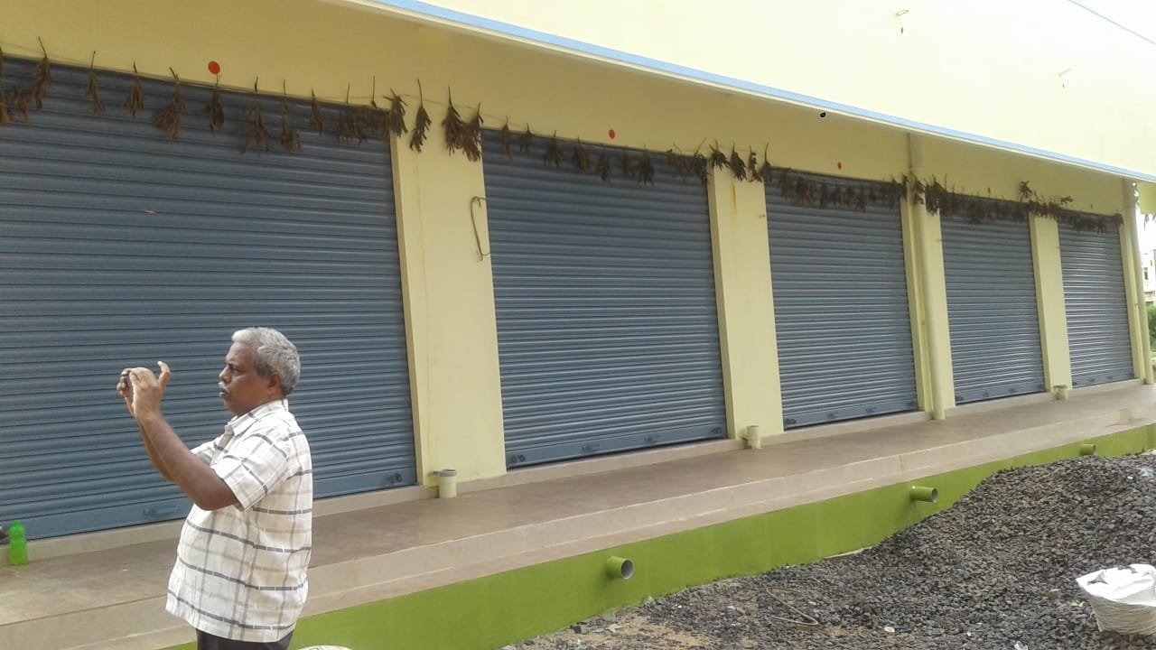 Commercial Shops for Sale at Bandaru Complex, Peravali
