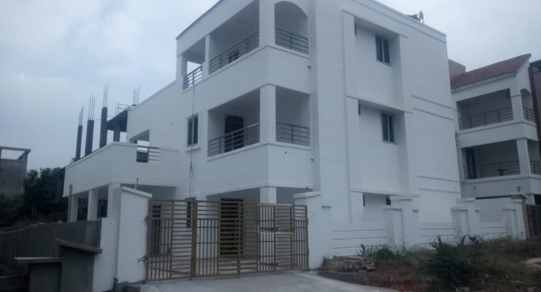 4BHK Villas For Sale / Lease at Bridge County, Rajamundry