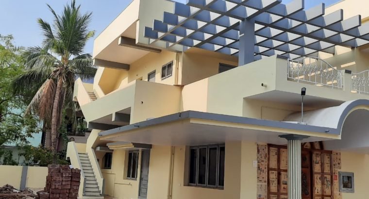 4BHK Duplex House For Rent at krishna Nagar, Rajahmundry