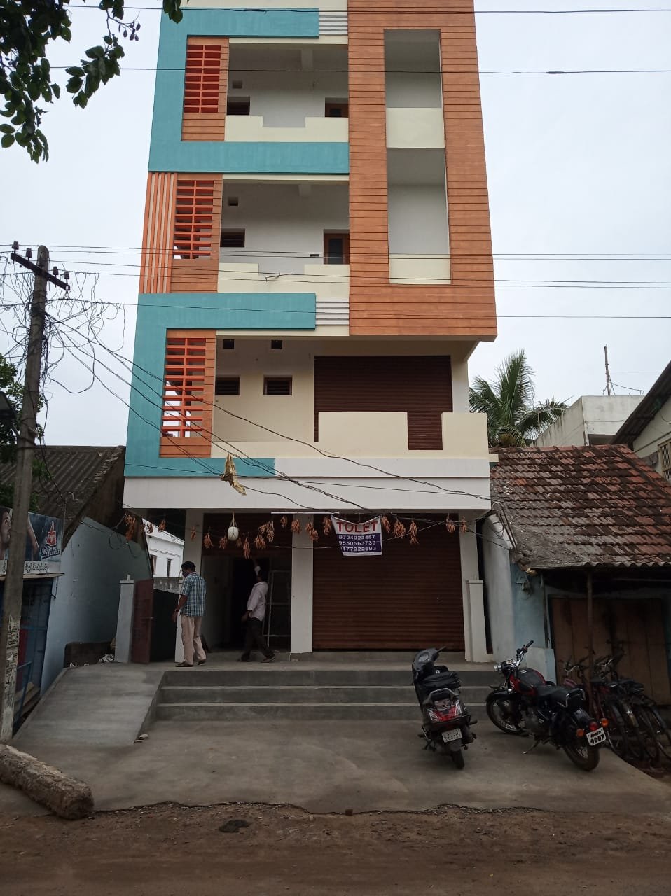 G +3 Commercial Building For Rent at Main Road Thimmapuram.