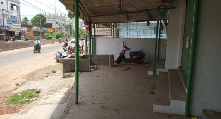 Commercial Shops For Rent at Main Road, Gaigalapadu Junction, Kakinada