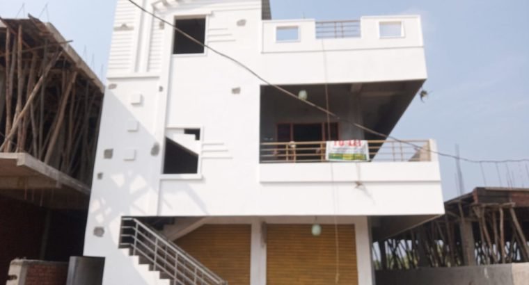G +1 Commercial Building Space For Rent at Main Road Peruru, Amalapuram.