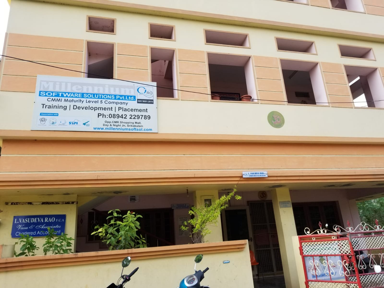 G +1 Commercial Building For Rent at Main Road, Srikakulam Town.