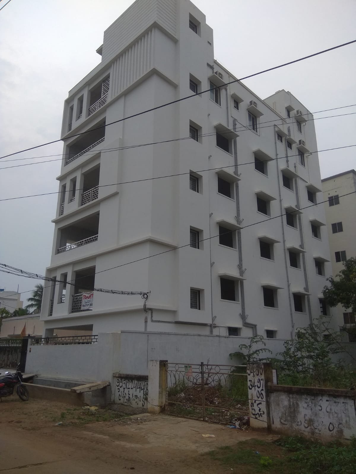 Commercial Building Space For Rent at Srinagar, Kakinada